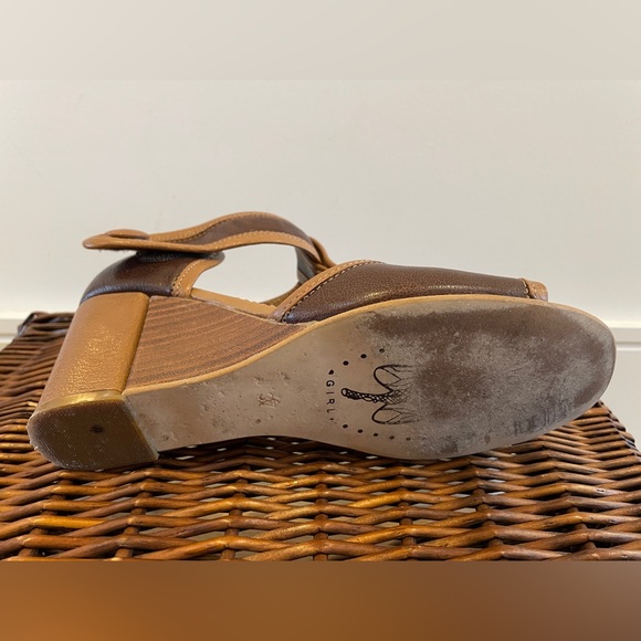 Fly London Brown T-Strap Leather Wedges – EU 37 - Picture 7 of 8